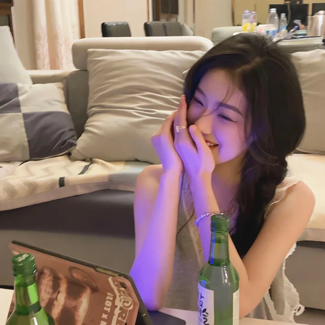 当红主播又出大瓜：深夜酒吧买醉，同行集体沉默，短时间内